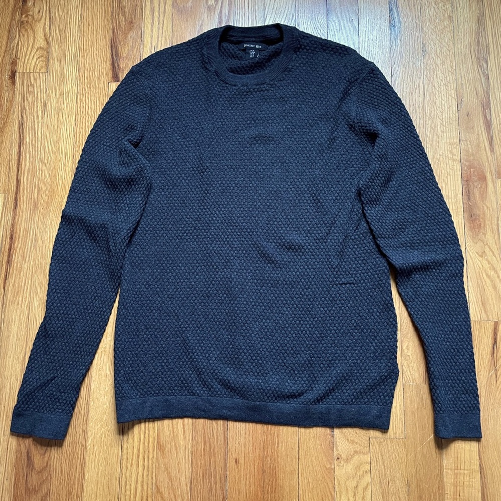 Men’s sweater